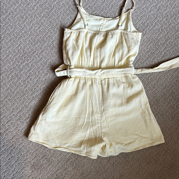 Yellow Button-Front Romper - Picture 5 of 12